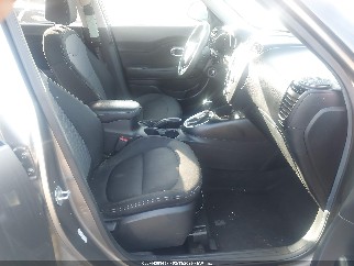 2017 Kia Soul, VIN KNDJP3A55H7421243. Фото 5 з 6 з аукціону IAAI. Каталог авто зі США OpenDataCar.