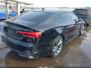2024 Audi A5 Sportback, VIN WAUDACF57RA074667. Фото 4 з 6 з аукціону IAAI. Каталог авто зі США OpenDataCar.
