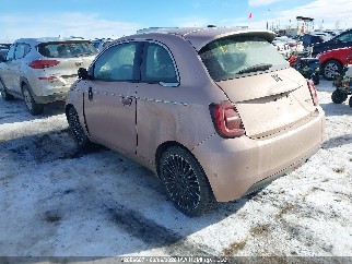2024 Fiat 500E, VIN ZFAFFAC41RX222362. Фото 3 из 6 с аукциона IAAI. Каталог авто из США OpenDataCar.