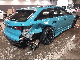 2021 Audi RS6 Avant, VIN WUA1CBF22MN901317. Фото 4 из 6 с аукциона IAAI. Каталог авто из США OpenDataCar.