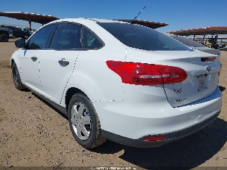 2018 Ford Focus, VIN 1FADP3E22JL224238. Фото 3 з 6 з аукціону IAAI. Каталог авто зі США OpenDataCar.