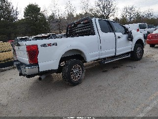 2022 Ford F-350, VIN 1FT8X3B67NEF95103. Фото 4 з 6 з аукціону IAAI. Каталог авто зі США OpenDataCar.