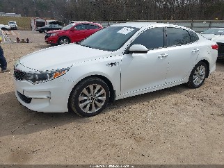 2016 Kia Optima, VIN 5XXGU4L38GG050492. Фото 2 з 6 з аукціону IAAI. Каталог авто зі США OpenDataCar.