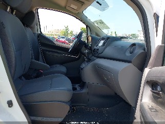 2019 Nissan NV 200, VIN 3N6CM0KN8KK692009. Фото 5 з 6 з аукціону IAAI. Каталог авто зі США OpenDataCar.