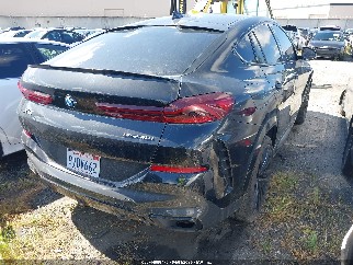 2021 Bmw X6, VIN 5UXCY4C02M9F96479. Zdjęcie 4 z 6 z aukcji IAAI. Katalog aut z USA OpenDataCar.