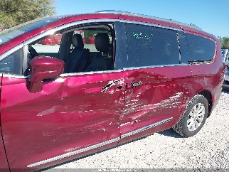 2018 Chrysler Pacifica, VIN 2C4RC1BG1JR211021. Фото 6 з 6 з аукціону IAAI. Каталог авто зі США OpenDataCar.