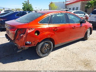 2018 Ford Focus, VIN 1FADP3F29JL319717. Фото 4 з 6 з аукціону IAAI. Каталог авто зі США OpenDataCar.