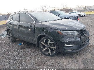 2021 Nissan Rogue Sport, VIN JN1BJ1CW0MW452581. Фото 1 из 6 с аукциона IAAI. Каталог авто из США OpenDataCar.