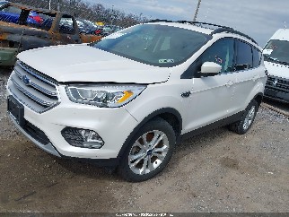 2018 Ford Escape, VIN 1FMCU9HD8JUC55658. Фото 2 з 6 з аукціону IAAI. Каталог авто зі США OpenDataCar.