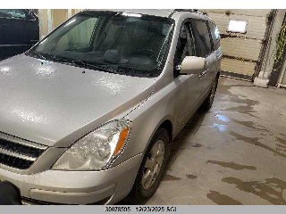 2008 Hyundai Entourage, VIN KNDMC233686044765. Фото 2 из 6 с аукциона IAAI. Каталог авто из США OpenDataCar.
