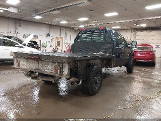 2015 Ford F-350, VIN 1FT8X3BT1FEB01969. Фото 4 з 6 з аукціону IAAI. Каталог авто зі США OpenDataCar.