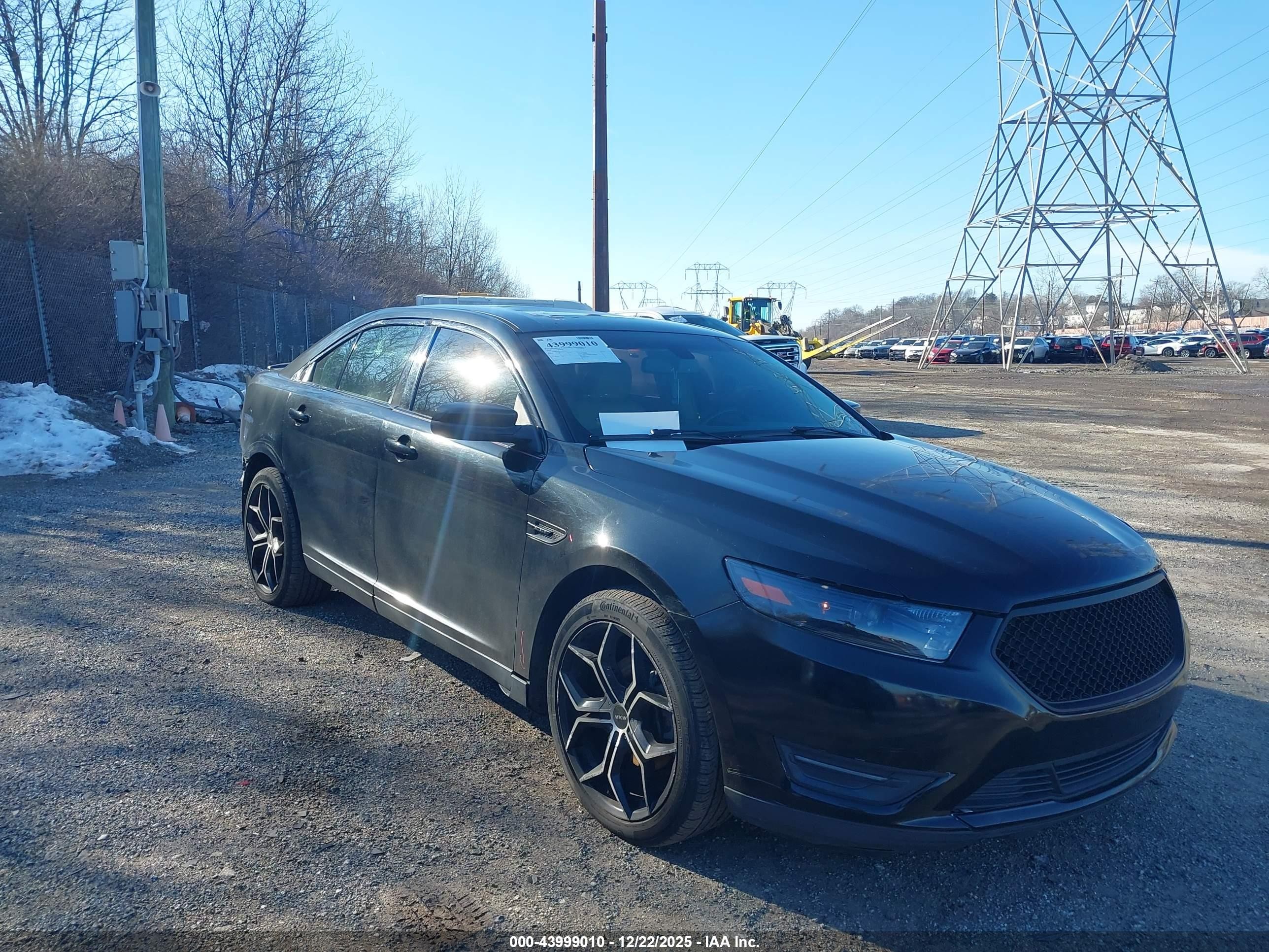 2014 Ford Taurus