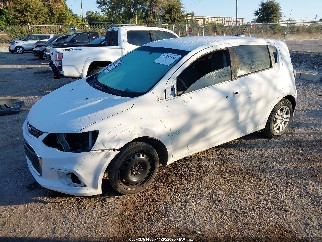 2017 Chevrolet Sonic, VIN 1G1JG6SH4H4156383. Фото 2 з 6 з аукціону IAAI. Каталог авто зі США OpenDataCar.