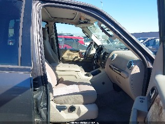 2005 Ford Expedition, VIN 1FMFU17525LA97631. Фото 5 з 6 з аукціону IAAI. Каталог авто зі США OpenDataCar.