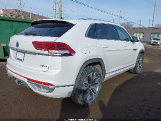 2023 Volkswagen Atlas Cross Sport, VIN 1V2FE2CA2PC223823. Zdjęcie 4 z 6 z aukcji IAAI. Katalog aut z USA OpenDataCar.