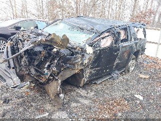 2019 Chevrolet Suburban, VIN 1GNSKHKC6KR125860. Фото 2 з 6 з аукціону IAAI. Каталог авто зі США OpenDataCar.