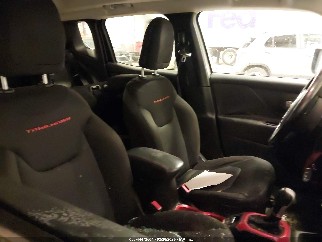 2016 Jeep Renegade, VIN ZACCJBCT9GPC67427. Фото 5 з 6 з аукціону IAAI. Каталог авто зі США OpenDataCar.