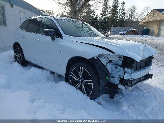 2020 Volvo XC60, VIN LYVA22RM5LB532741. Фото 1 з 6 з аукціону IAAI. Каталог авто зі США OpenDataCar.