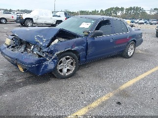 2010 Ford Crown Victoria, VIN 2FABP7BV1AX121263. Фото 2 з 6 з аукціону IAAI. Каталог авто зі США OpenDataCar.