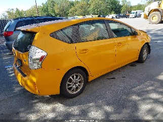 2014 Toyota Prius V, VIN JTDZN3EUXEJ010266. Фото 4 з 6 з аукціону IAAI. Каталог авто зі США OpenDataCar.