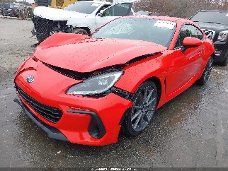 2023 Subaru BRZ, VIN JF1ZDBF16P8705541. Фото 2 из 6 с аукциона IAAI. Каталог авто из США OpenDataCar.