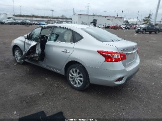 2018 Nissan Sentra, VIN 3N1AB7AP8JY240071. Фото 3 з 6 з аукціону IAAI. Каталог авто зі США OpenDataCar.