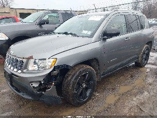 2013 Jeep Compass, VIN 1C4NJCEB3DD193869. Фото 2 з 6 з аукціону IAAI. Каталог авто зі США OpenDataCar.
