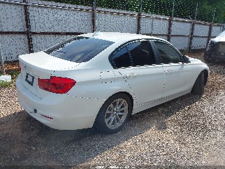 2018 Bmw 3 Series, VIN WBA8A9C52JAH14297. Фото 4 з 6 з аукціону IAAI. Каталог авто зі США OpenDataCar.