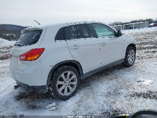2014 Mitsubishi Outlander Sport, VIN 4A4AR4AUXEE020679. Фото 4 з 6 з аукціону IAAI. Каталог авто зі США OpenDataCar.