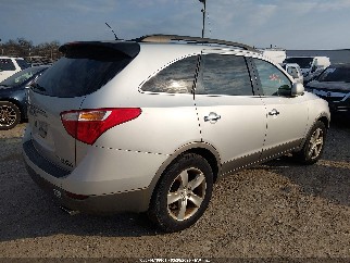 2007 Hyundai Veracruz, VIN KM8NU73C07U021079. Zdjęcie 4 z 6 z aukcji IAAI. Katalog aut z USA OpenDataCar.