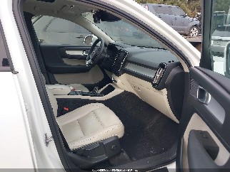 2019 Volvo XC40, VIN YV4162UK6K2140990. Фото 5 з 6 з аукціону IAAI. Каталог авто зі США OpenDataCar.