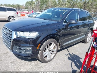 2018 Audi Q7, VIN WA1VAAF78JD008249. Фото 2 из 6 с аукциона IAAI. Каталог авто из США OpenDataCar.