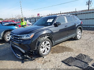 2020 Volkswagen Atlas Cross Sport, VIN 1V2YE2CA4LC223132. Фото 2 из 6 с аукциона IAAI. Каталог авто из США OpenDataCar.