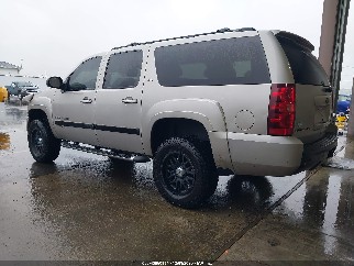 2007 Chevrolet Suburban 1500, VIN 3GNFK163X7G262035. Фото 3 з 6 з аукціону IAAI. Каталог авто зі США OpenDataCar.