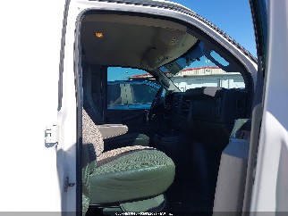 2016 Gmc Savana 3500, VIN 1GTZ7HFG2G1306076. Zdjęcie 5 z 6 z aukcji IAAI. Katalog aut z USA OpenDataCar.