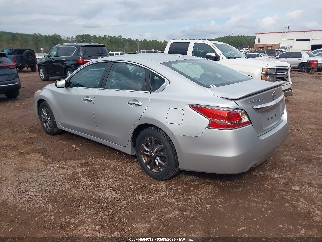 2015 Nissan Altima, VIN 1N4AL3AP3FC461960. Фото 3 з 6 з аукціону IAAI. Каталог авто зі США OpenDataCar.