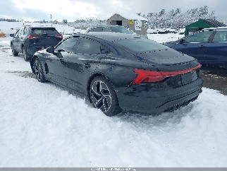 2023 Audi RS e-tron GT, VIN WAUBHBFW1P7900591. Фото 3 из 6 с аукциона IAAI. Каталог авто из США OpenDataCar.