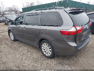 2015 Toyota Sienna, VIN 5TDDK3DC1FS098611. Фото 3 з 6 з аукціону IAAI. Каталог авто зі США OpenDataCar.