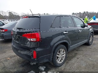 2014 Kia Sorento, VIN 5XYKT3A62EG548040. Фото 4 з 6 з аукціону IAAI. Каталог авто зі США OpenDataCar.