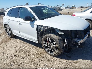 2020 Audi SQ5, VIN WA1B4AFY0L2021028. Фото 1 из 6 с аукциона IAAI. Каталог авто из США OpenDataCar.