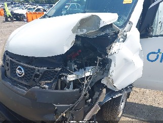 2017 Nissan NV 200, VIN 3N6CM0KN2HK708486. Фото 6 з 6 з аукціону IAAI. Каталог авто зі США OpenDataCar.