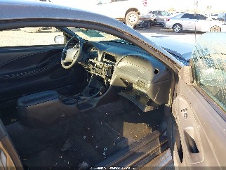 2002 Ford Mustang, VIN 1FAFP404X2F180769. Фото 5 з 6 з аукціону IAAI. Каталог авто зі США OpenDataCar.