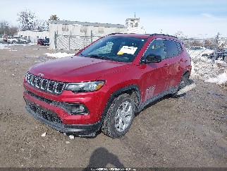 2024 Jeep Compass, VIN 3C4NJDBN9RT147128. Фото 2 з 6 з аукціону IAAI. Каталог авто зі США OpenDataCar.