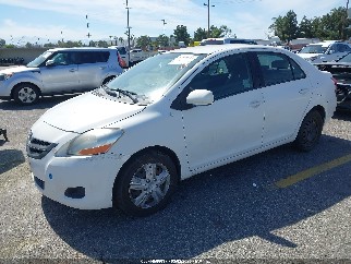 2007 Toyota Yaris, VIN JTDBT923471057754. Фото 2 з 6 з аукціону IAAI. Каталог авто зі США OpenDataCar.