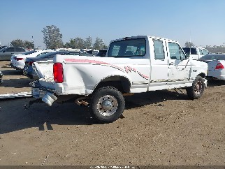 1997 Ford F-250, VIN 1FTHX25G6VEB90879. Zdjęcie 4 z 6 z aukcji IAAI. Katalog aut z USA OpenDataCar.