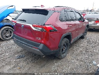 2021 Toyota RAV4, VIN 2T3DWRFV2MW115515. Фото 4 з 6 з аукціону IAAI. Каталог авто зі США OpenDataCar.