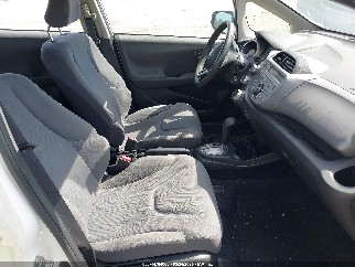 2013 Honda Fit, VIN JHMGE8H31DC073801. Photo 5 of 6 from IAAI auction. OpenDataCar US salvage catalog.