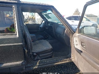 1999 Jeep Cherokee, VIN 1J4FT68S5XL624163. Фото 5 з 6 з аукціону IAAI. Каталог авто зі США OpenDataCar.