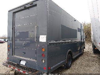 2019 Ford E-450, VIN 1FC3E4K68KDC48628. Фото 4 з 6 з аукціону IAAI. Каталог авто зі США OpenDataCar.