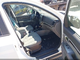 2011 Hyundai Santa Fe, VIN 5XYZG3AB2BG070083. Фото 5 з 6 з аукціону IAAI. Каталог авто зі США OpenDataCar.